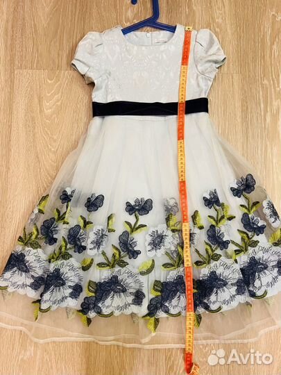 Нарядное платие для девочки