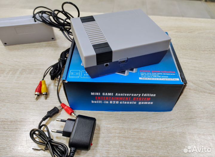 Игровая приставка 620 игр