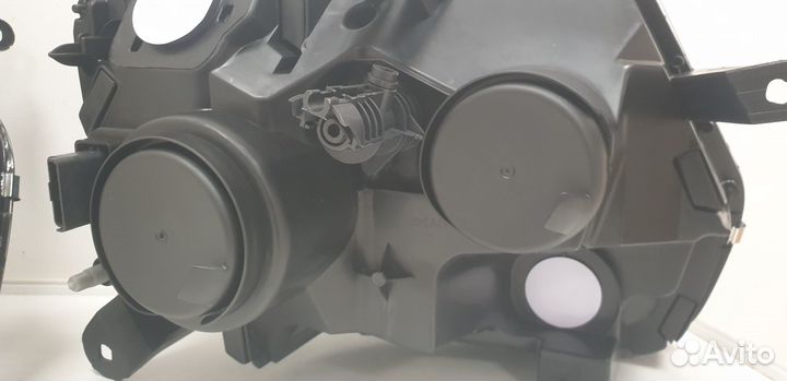 Фара левая Renault duster