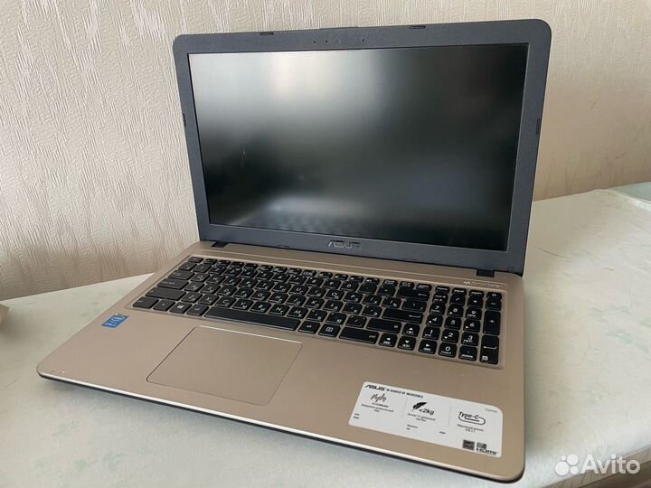 Ноутбук Asus X540LA-DM1289