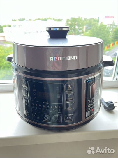 Мультиварка б/у