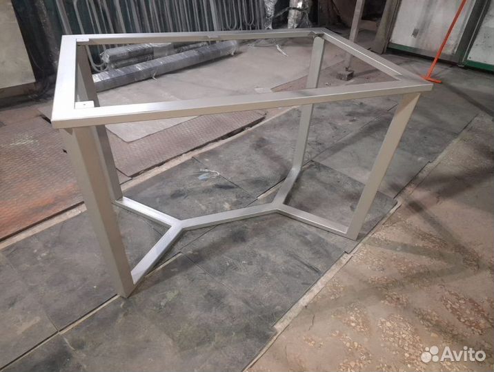 Опоры для барной стойки и столов