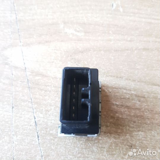 Кнопка корректора фар Hyundai Solaris