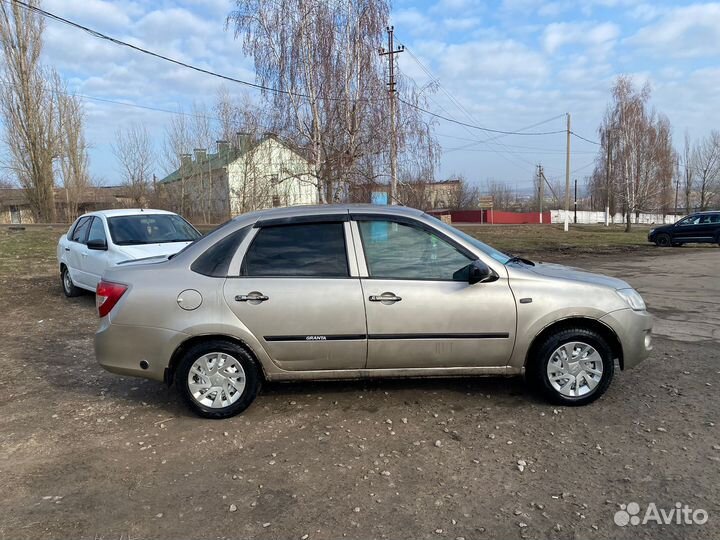 LADA Granta 1.6 МТ, 2013, 120 000 км
