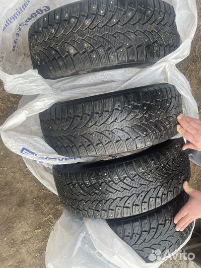 Formula Ice 215/60 R16