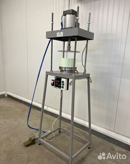 Оборудование для изготовления шляпных коробок