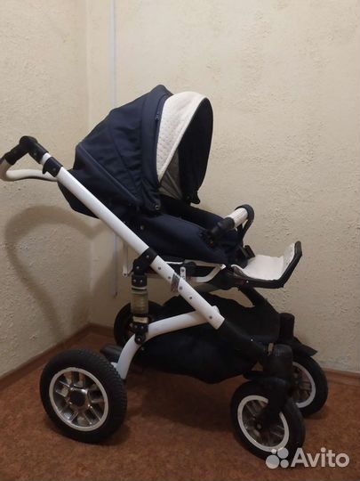 Прогулочная коляска Adamex
