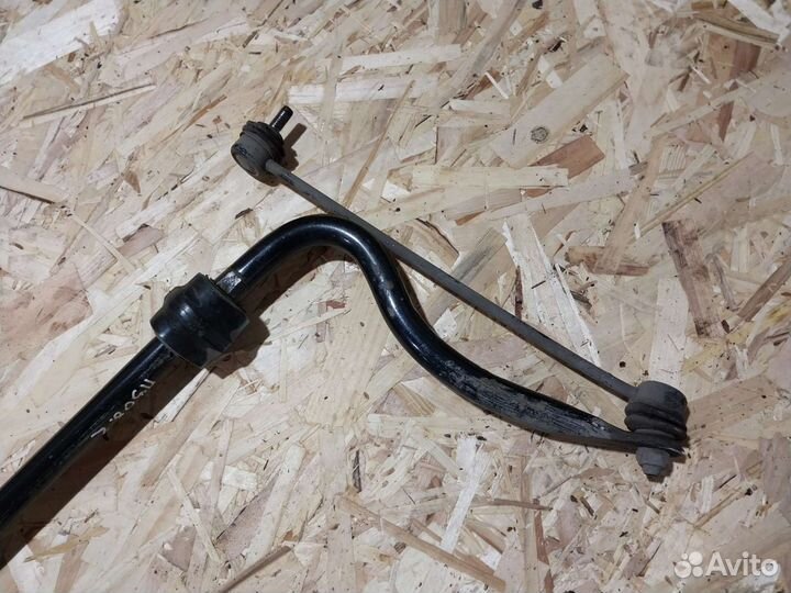 Стабилизатор Peugeot 308