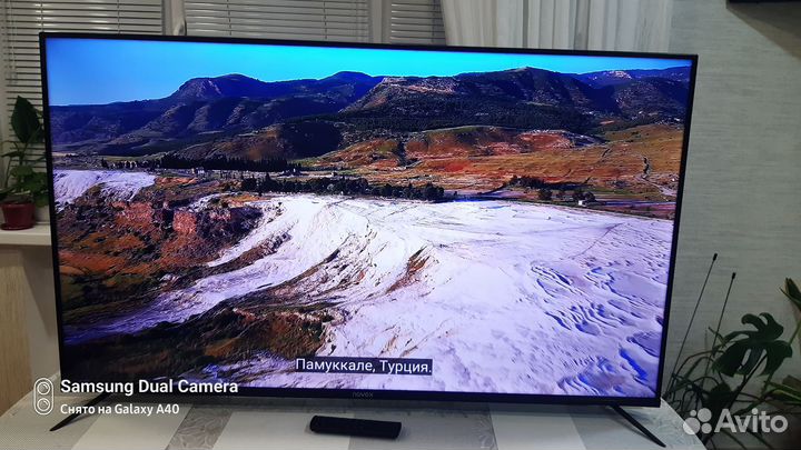 Безрамочный телевизор SMART tv Novex 50 UHD