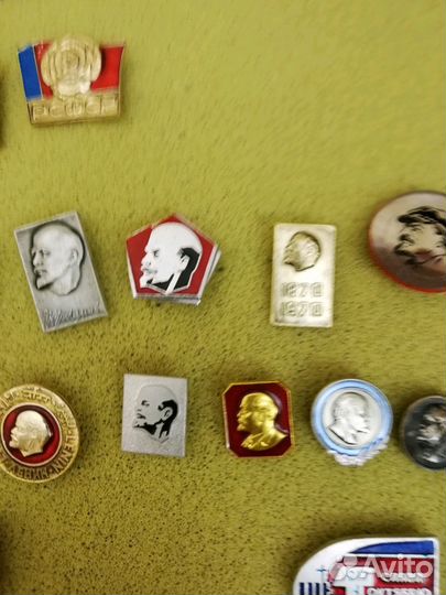 Значки,посвященные Ленину,партии,комсомолу