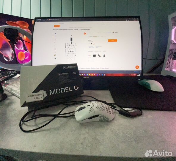 Мышь проводная Glorious Model O Minus белый
