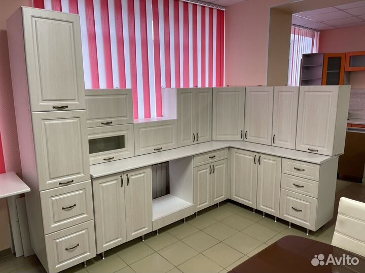Продам сборные кухонные гарнитуры