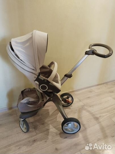 Коляска стокке stokke