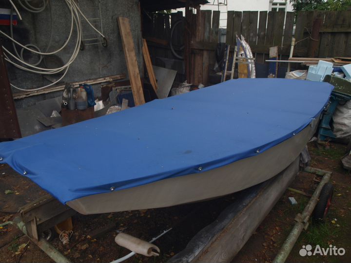 Парусный швертбот типа Оптимист