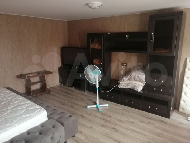 Комната 25 м² в 2-к., 1/1 эт.