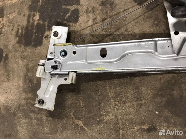 Стеклоподъемник передний левый Пежо 207