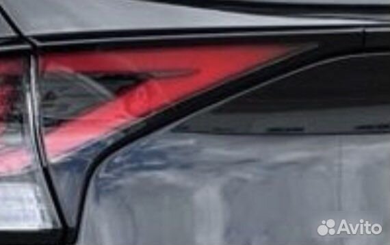 Фонарь в крышку багажника левый Kia Sportage 5