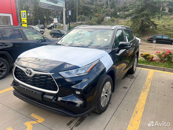 Toyota Highlander 2.4 AT, 2023, 20 км