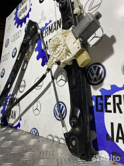 Стеклоподъемник передний правый BMW E90