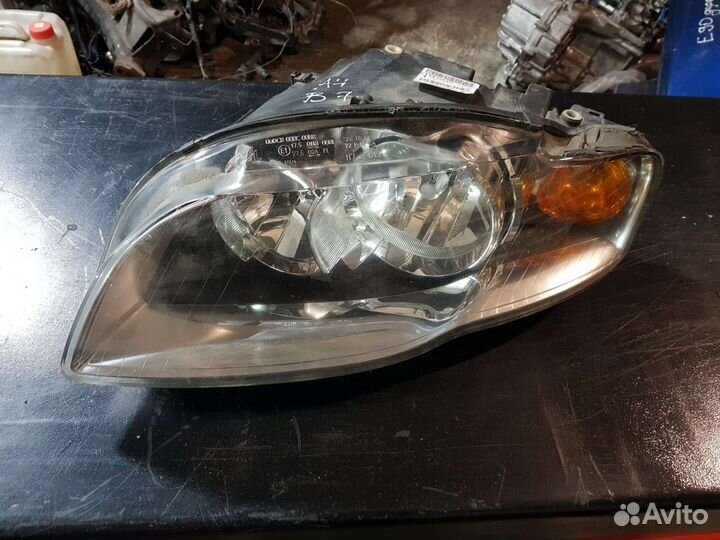 Фара на Ауди audi а4 a4 b7 б7
