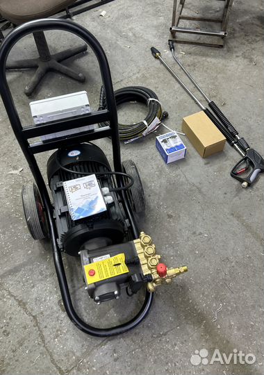 Аппараты высокого давления для автомоек 231 Бар FE