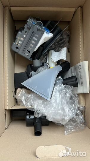 Моющий пылесос Bosch Serie 4 BWD41740