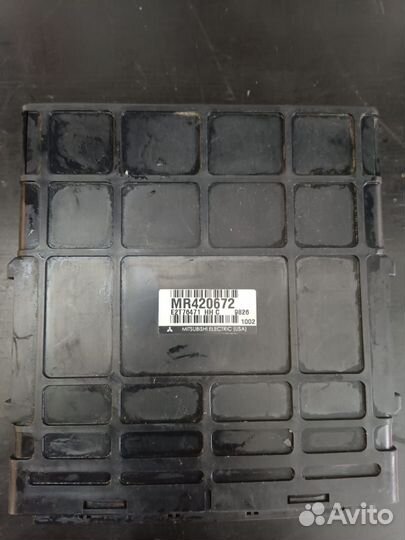 Эбу MR420672 mitsubishi galant 1999 г. USA