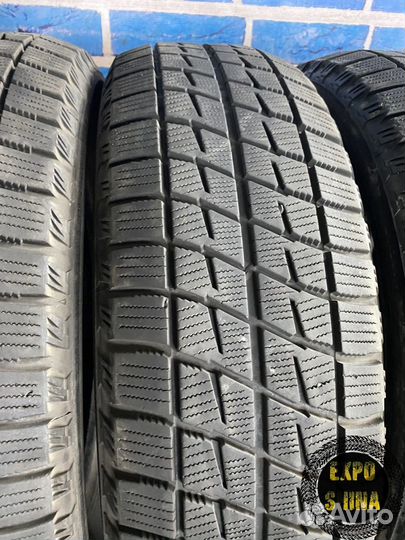 Bridgestone Ice Partner 215/60 R17 96Q