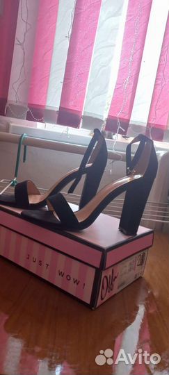 Продаю туфли