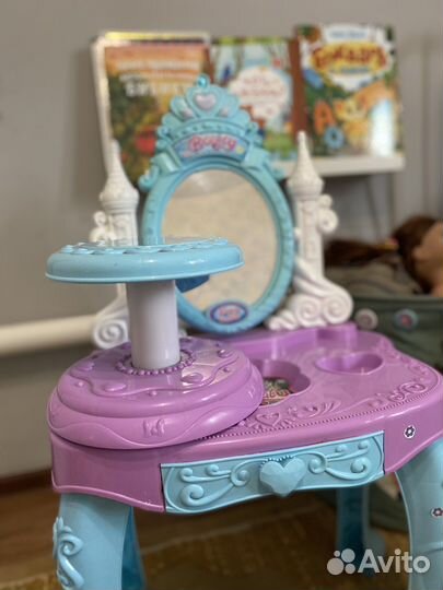 Туалетный столик для девочки