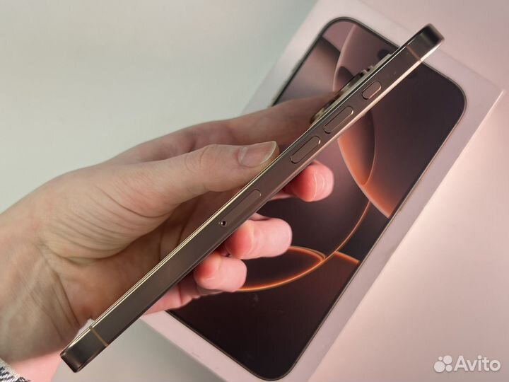 iPhone 16 Pro Max, 256 ГБ