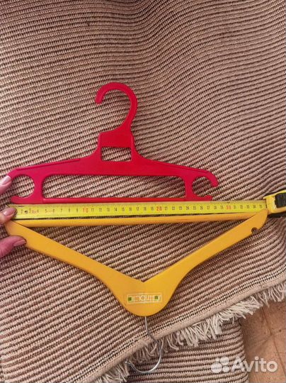 Вешалки/Плечики