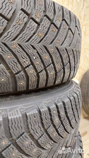 Michelin X-Ice North 4 SUV 225/65 R17