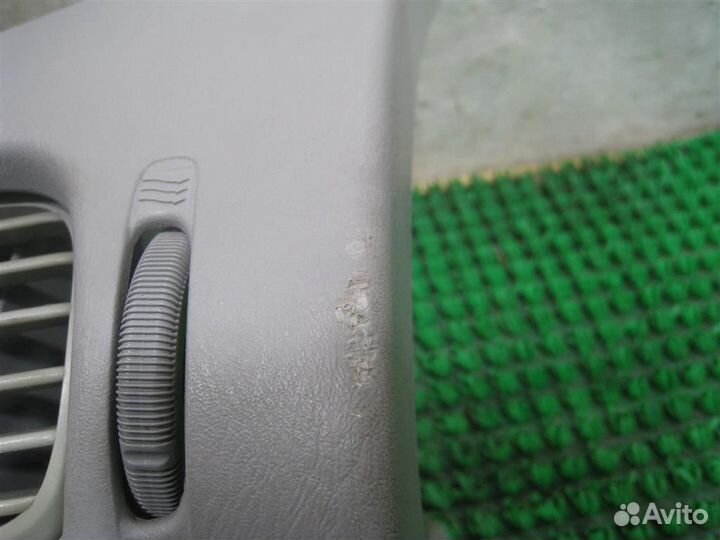 Дефлектор торпедо правый Nissan Almera Tino 2005