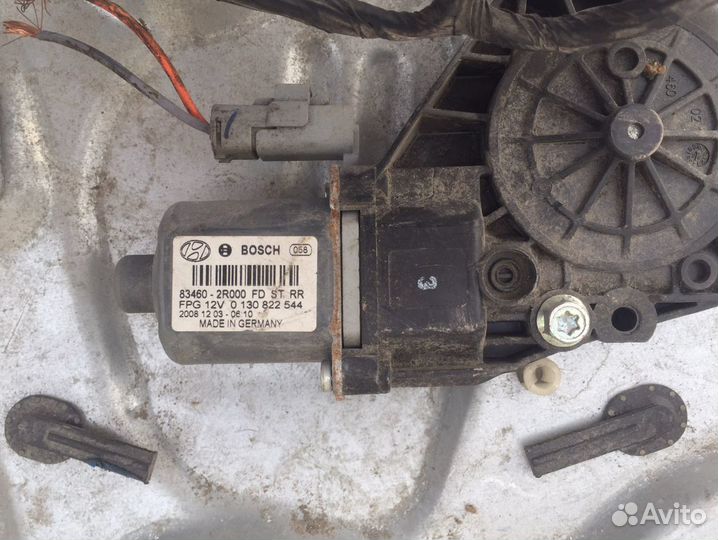 Стеклоподъемник задний правый Hyundai i30 FD 2007