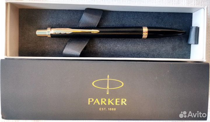 Шариковая ручка parker