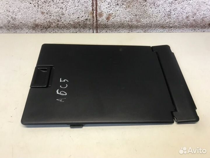 Бардачок Audi A6 C5 2.4 1999