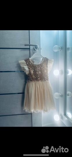 Платье новое