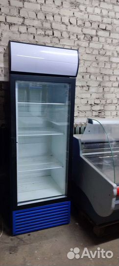 Холодильный шкаф