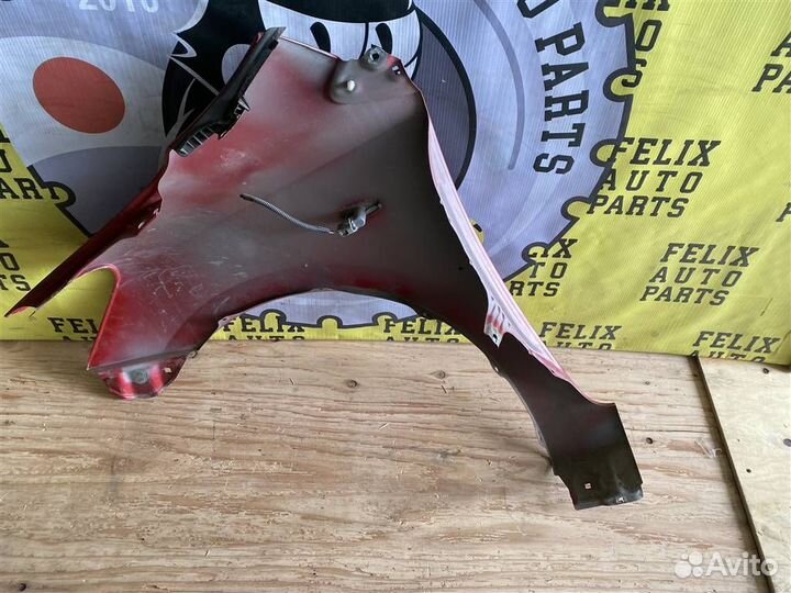 Крыло переднее правое Toyota Belta (scp92) 2005-2