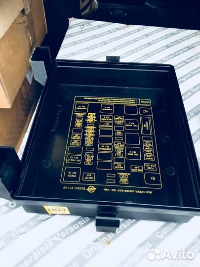 Блок предохранителей Ссанг енг актион оригинал под