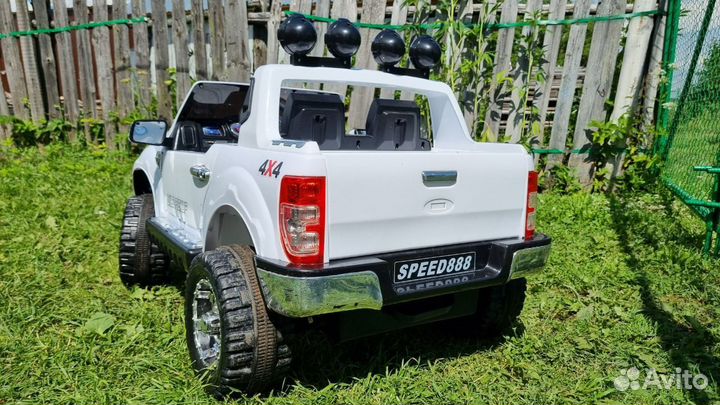 Детский электромобиль бу