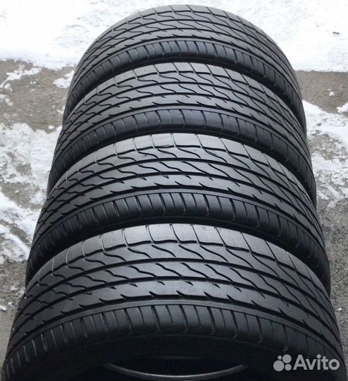 Delmax PerformPro 235/45 R18
