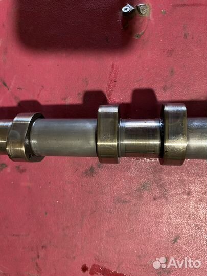 Распредвал Выпускной Skoda Octavia a5