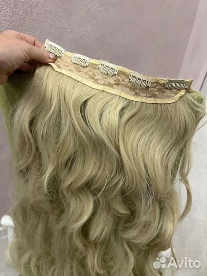 Волосы на заколках блонд длинные