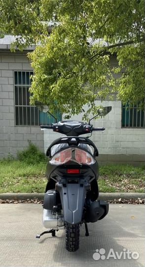 Скутер Axis зеленый