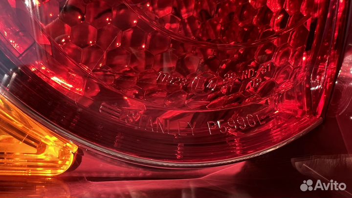 Задние фонари на mitsubishi lancer 10