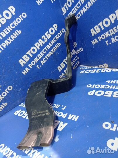 Воздуховод Mitsubishi Outlander Xl кроссовер 2008