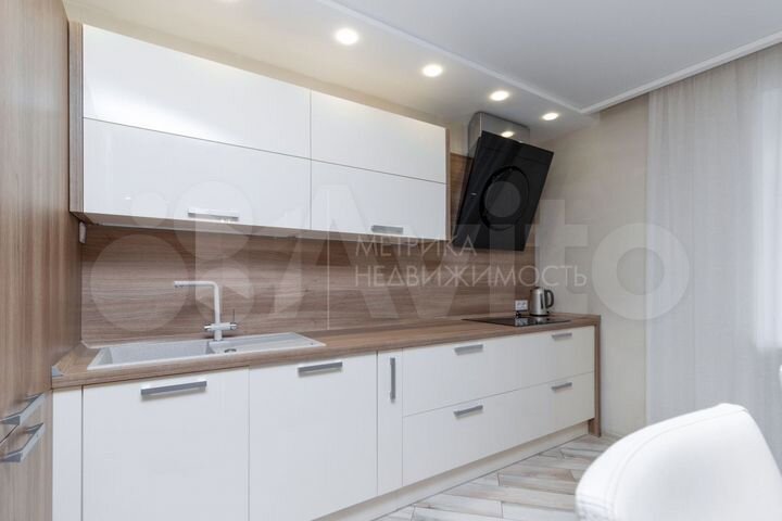 3-к. квартира, 110 м², 2/7 эт.