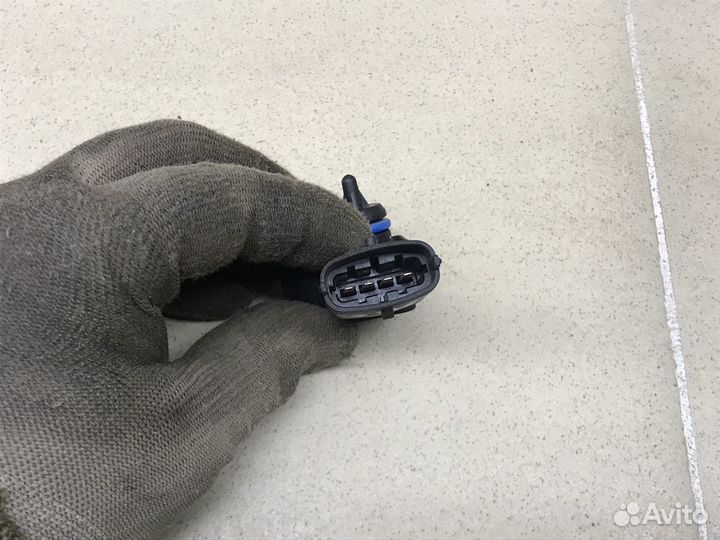 Датчик давления топлива S40 2004-2012